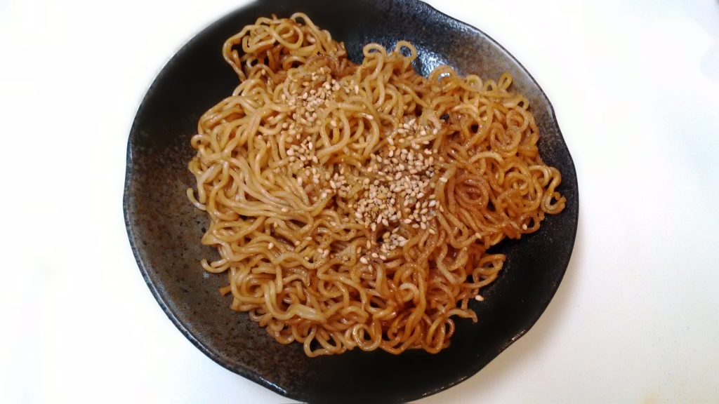 お皿に盛りつけて完成です。